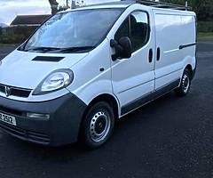 Looking vivaro traffic 2.0 M9R neecing engine are looking quick sale - Image 6/6