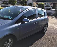 Opel corsa 1.2 petrol 132000km gud condition 5dr clean inside outside - Image 6/8