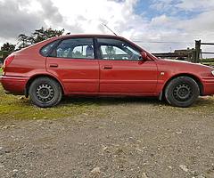 00 Toyota Corolla - Image 1/5