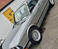 BMW 520i e28