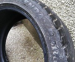 Tyre 235/40/18