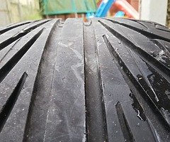 Tyre 235/40/18 - Image 4/5