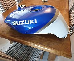 1993 GSXR 1100 Tank