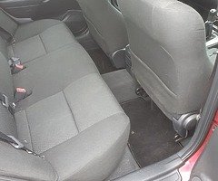 Toyota avensis - Image 6/10