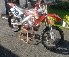 Cr 250 2 stroke