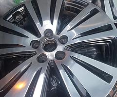 Set of alloy wheels