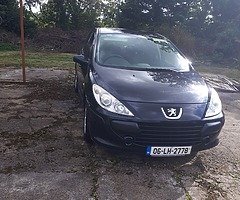 2006 Peugeot 307 1.4 183,000 km, 2 months tax and test, new gearbox,clutch ,tyres,petrol. - Image 5/6