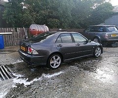 Lexus is200 sport