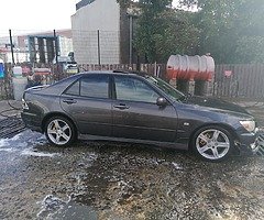 Lexus is200 sport