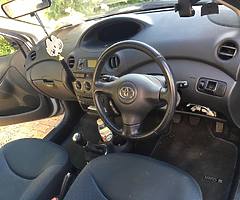 Toyota Yaris 2005 - Image 7/10