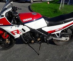 Yamaha Fz 750