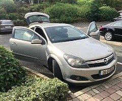 Opel Astra 2006 GTC - Image 7/10