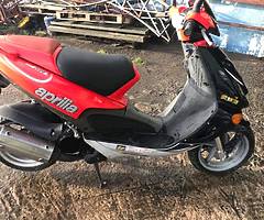 Aprilia sr 125cc low miles MAY PX try me