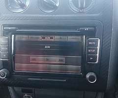 Volkswagen radio - Image 1/3