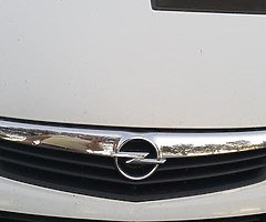 Renault, Nissan, Vivaro - Image 5/7