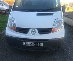 06 (dec) Renault Trafic Dci 100