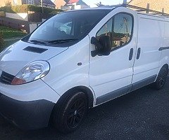 06 (dec) Renault Trafic Dci 100