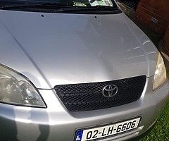 Estou vendendo urgente esse carro . Em perfeitas condições . Motivo: Estamos indo embora de Dublin - Image 4/4