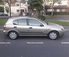 Nissan almera