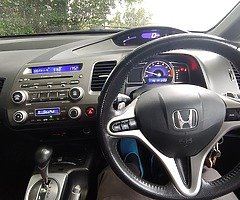 Honda Civic 1.8 FD1 with NCT and Tax - Image 4/8