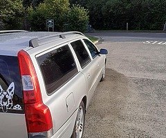 VOLVO V70 D5 - Image 3/9