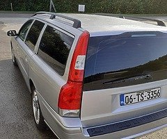 VOLVO V70 D5 - Image 8/9