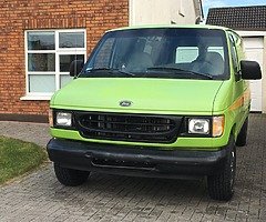 1999 Ford E150 Econoline van - Image 4/10