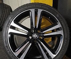 Seat leon cupra genuine alloys 5x112 19 - Image 6/9