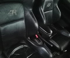 R32 interior mk4 - Image 5/5