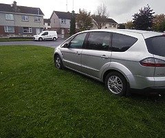 Selling my ford s max 2007 Pm for more info. - Image 6/6