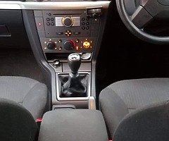 Vauxhall Vectra 1.9 TDCI - Image 7/10