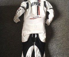 Honda one piece leather race suit - Image 3/6