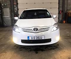 Toyota Auris Van