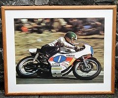 Giacomo AGOSTINI Large Framed Photo - Motorcycle Racing Isle of Man TT IOM TT Joey Dunlop Ulster GP