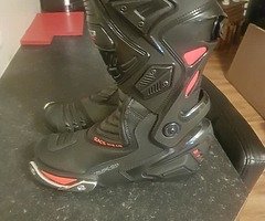 Band new race boots - Image 5/5