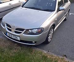 Nissan almera