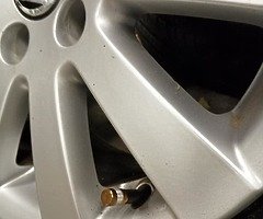 Volkswagen Alloys - Image 5/5