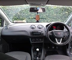 Seat ibiza 1.4 TDI 2009 - Image 5/10