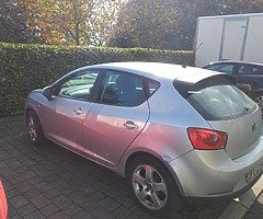 Seat ibiza 1.4 TDI 2009 - Image 7/10