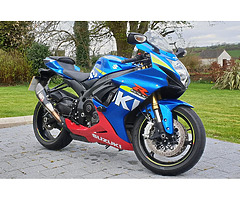 2016 Suzuki GSXR 750 - Image 7/10