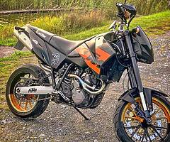 Ktm duke 640