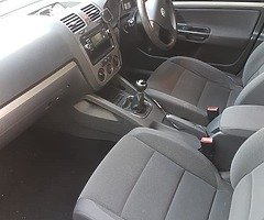 Volkswagen Golf Comfortline 1.9 TDI 105 BHP - Image 8/10