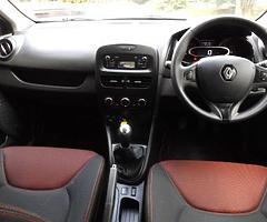 2014 Renault Clio IV 1.2 Expression in Glacier white,only 29k miles, Tax 270 €7,950 - Image 7/9