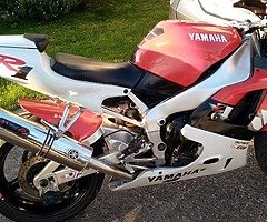 Yamaha R1 - Image 5/6