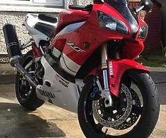 1999 yamaha yzf R1 - Image 3/9