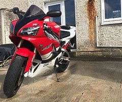 1999 yamaha yzf R1 - Image 4/9