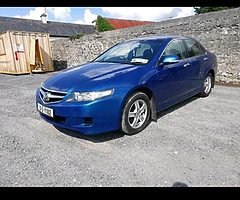 Honda Accord 2010 - Image 2/8