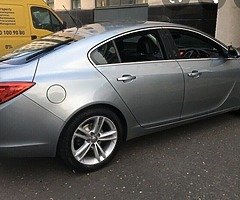 2010 insignia sri