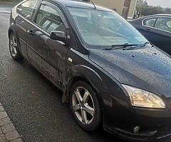 Ford Focus 1.4 Petrol - Image 2/8