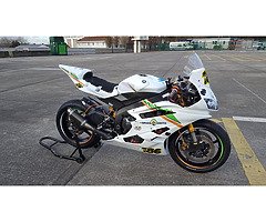 R6 race / track bike